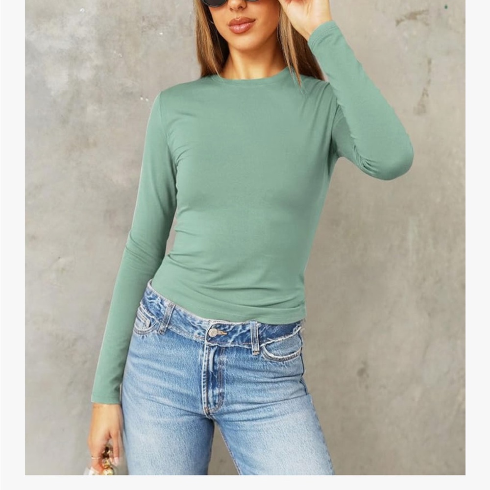NWOT Pea Green Long Sleeve slim fit Top